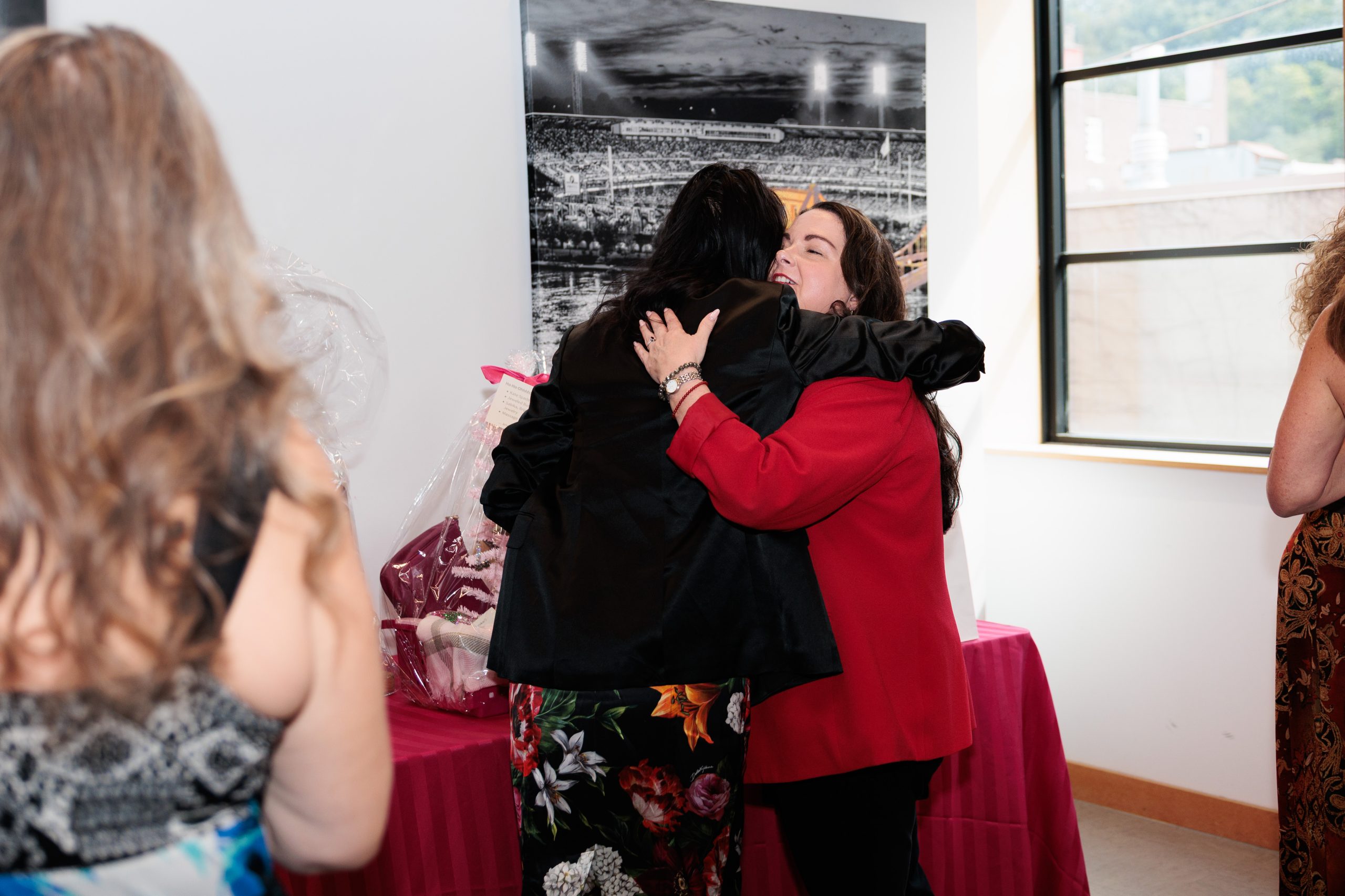 Guests at the Treasure House Fashions Purse Bash