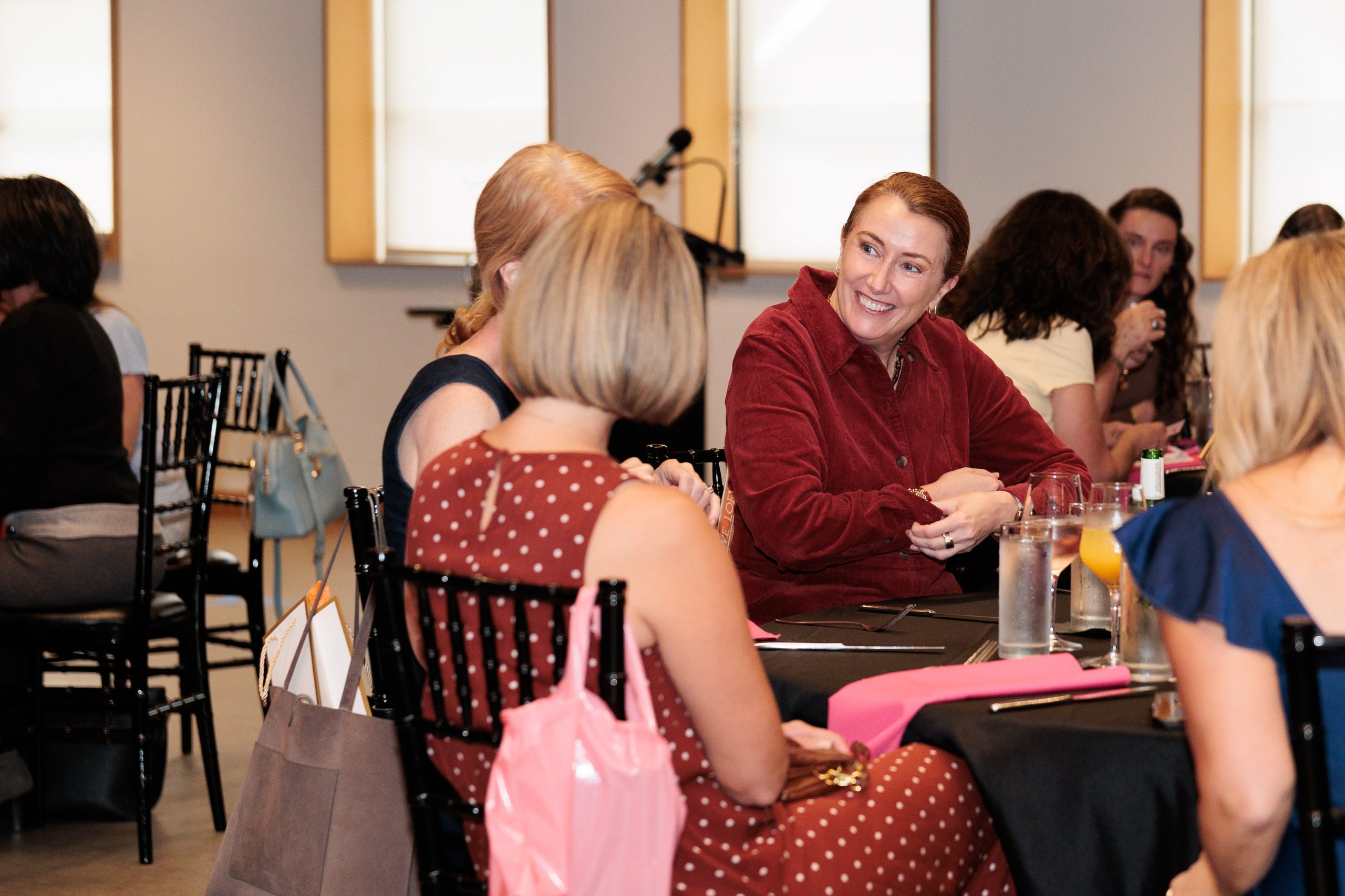 Guests at the Treasure House Fashions Purse Bash